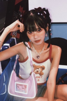 女秘书